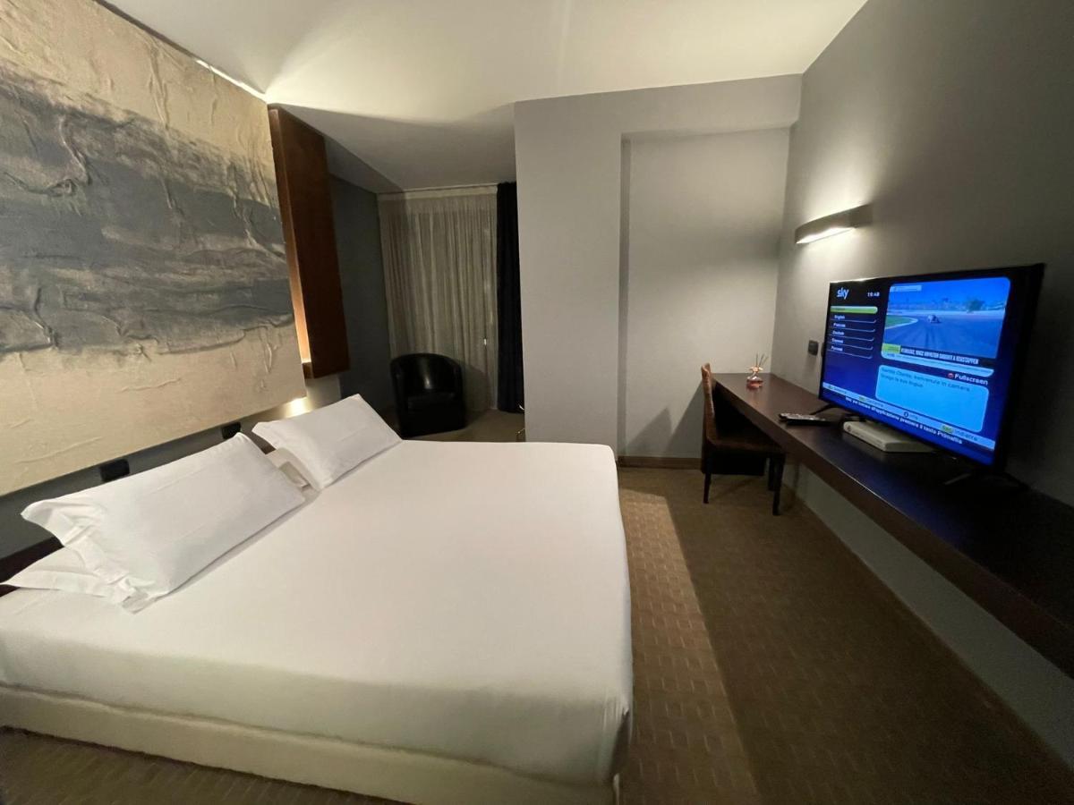 Bes Hotel Cremona Soncino المظهر الخارجي الصورة