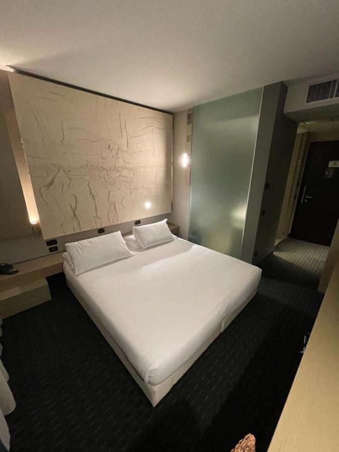 Bes Hotel Cremona Soncino المظهر الخارجي الصورة